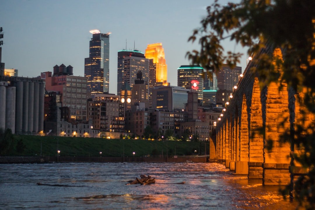 Minneapolis skyline and Mississippi River